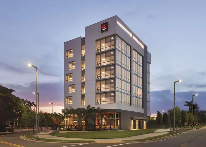 Radisson Red Miami AirportAirport Hotel